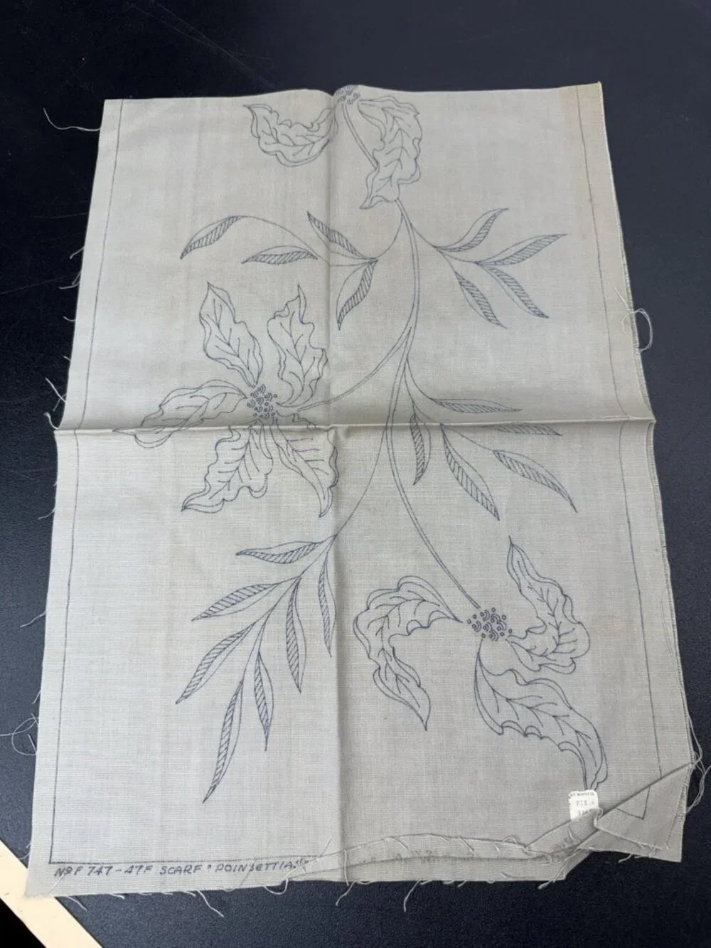 Set If 2 Vintage Embroidery WonderArt Dresser Table Scarf Runners “Poinsettias”